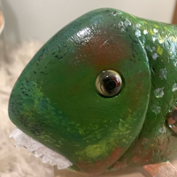 Handcrafted & Hand Painted Folk Art Wood & Metal Fish Spearing Decoy - Picture 4 of 17